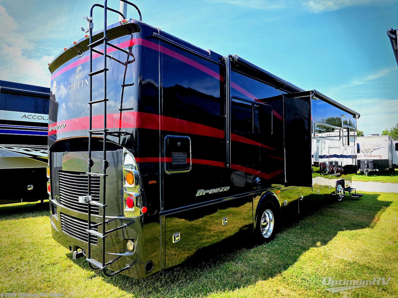 2020 Tiffin Allegro Breeze 33 BR - Used Class A For Sale by Optimum RV - Inman in Inman, South Carolina features Slideout