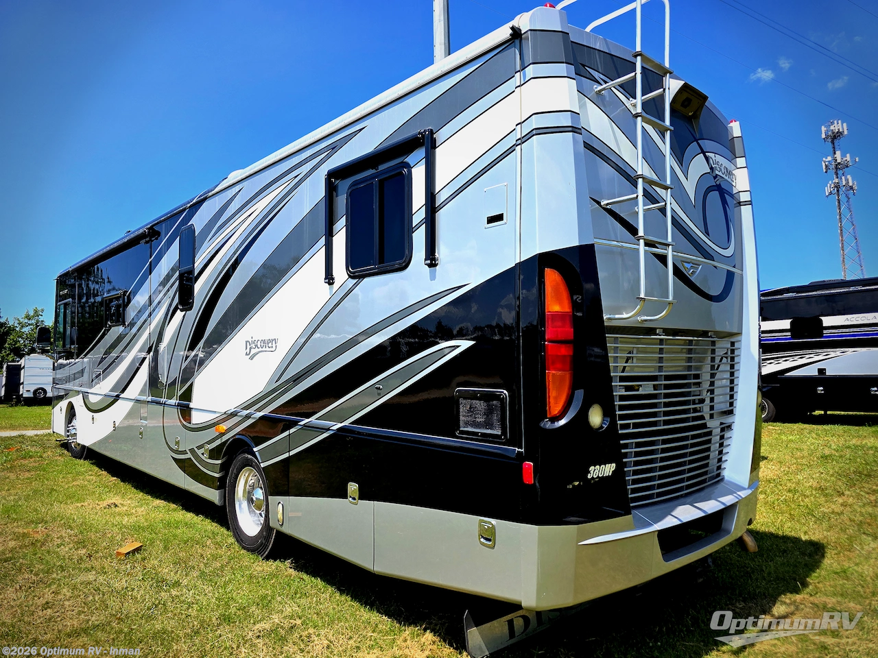 2012 Discovery 40G by Fleetwood from Optimum RV - Inman in Inman, South Carolina