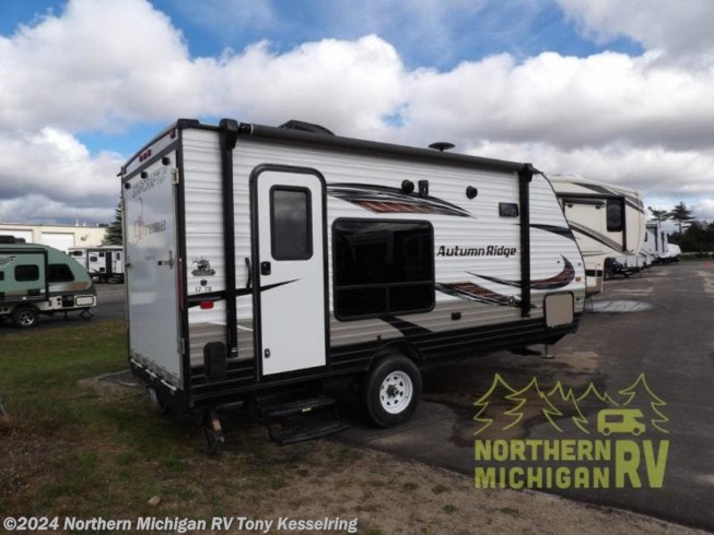 Used 2018 Starcraft Autumn Ridge Outfitter 17TH available in Gaylord, Michigan