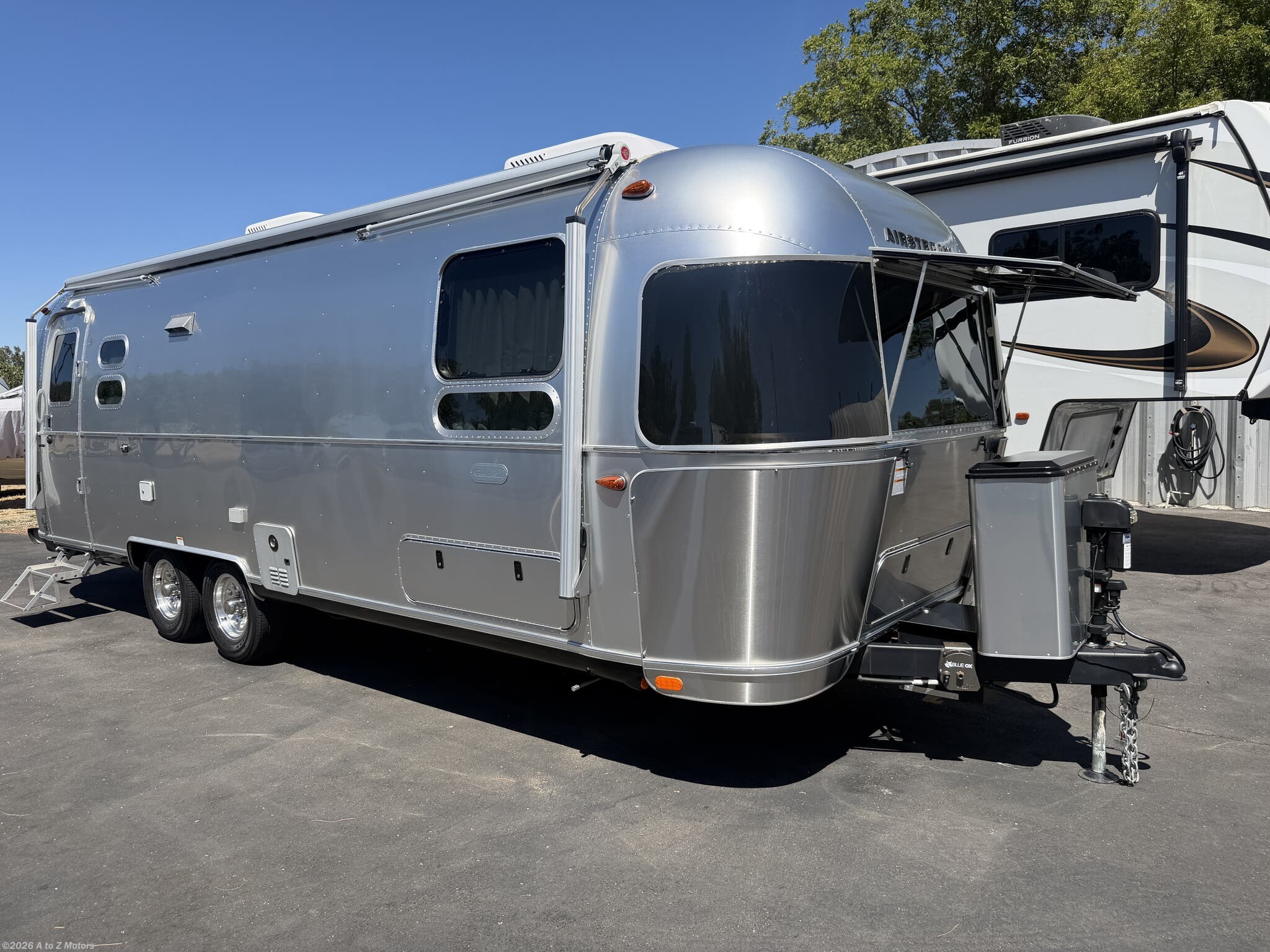 2023 Globetrotter 27FB by Airstream from A to Z Motors in Winters, California