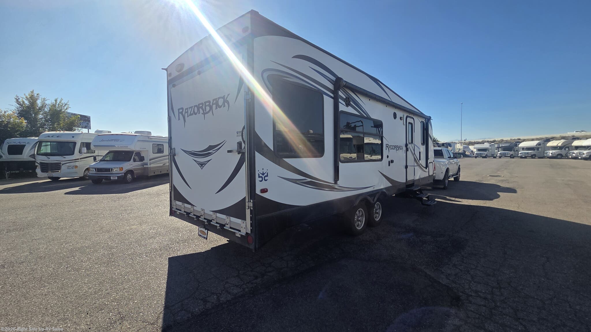 Used 2014 Dutchmen Razorback 2650 available in Salt Lake City, Utah