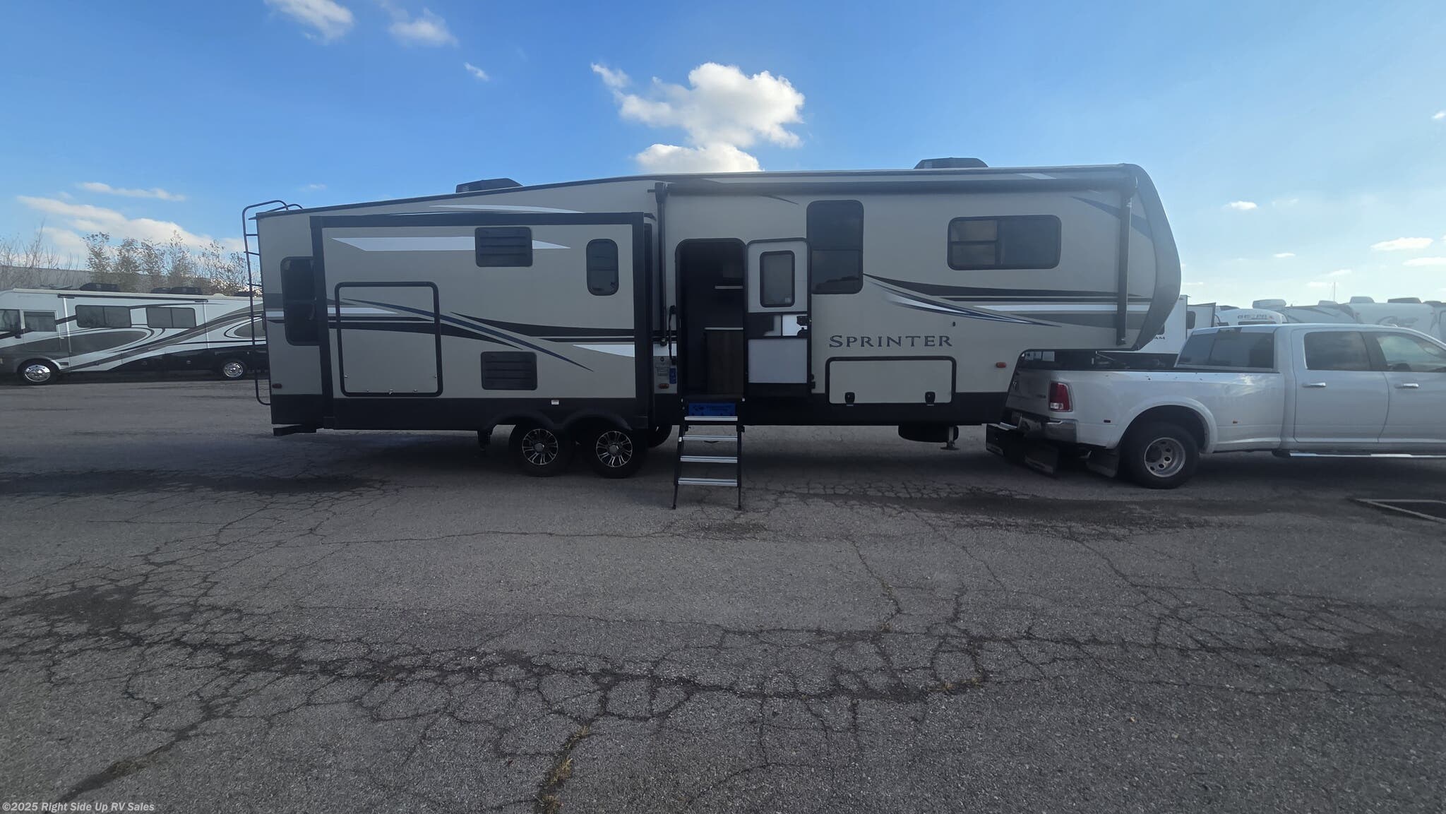 2020 Keystone Sprinter Limited 3160FWRLS - Used Fifth Wheel For Sale by Right Side Up RV Sales in Salt Lake City, Utah