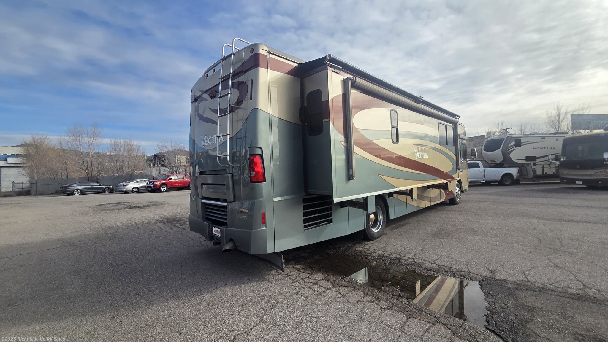 2007 Vectra 40TD by Winnebago from Right Side Up RV Sales in Salt Lake City, Utah