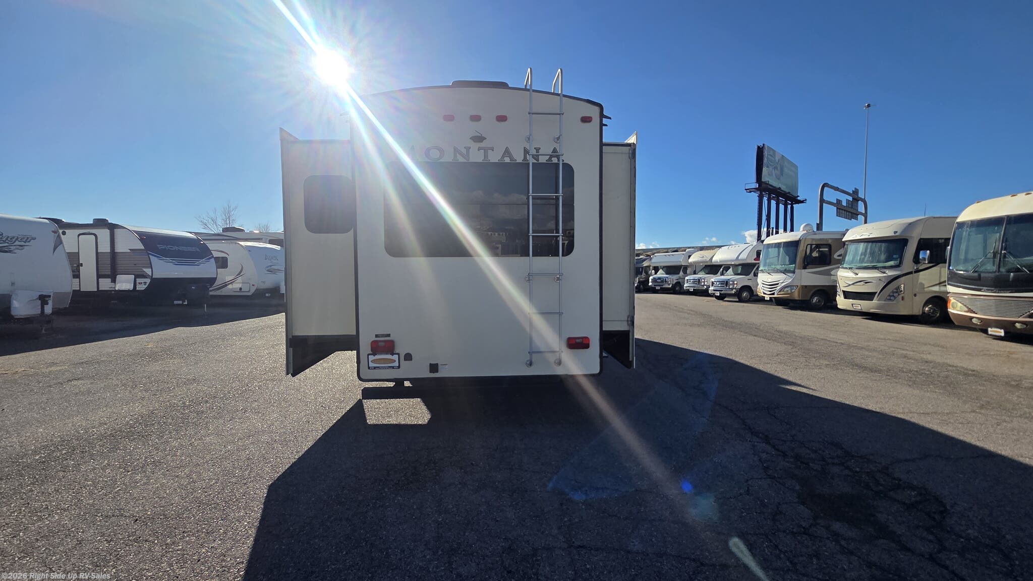 Used 2016 Keystone Montana 3820FK available in Salt Lake City, Utah