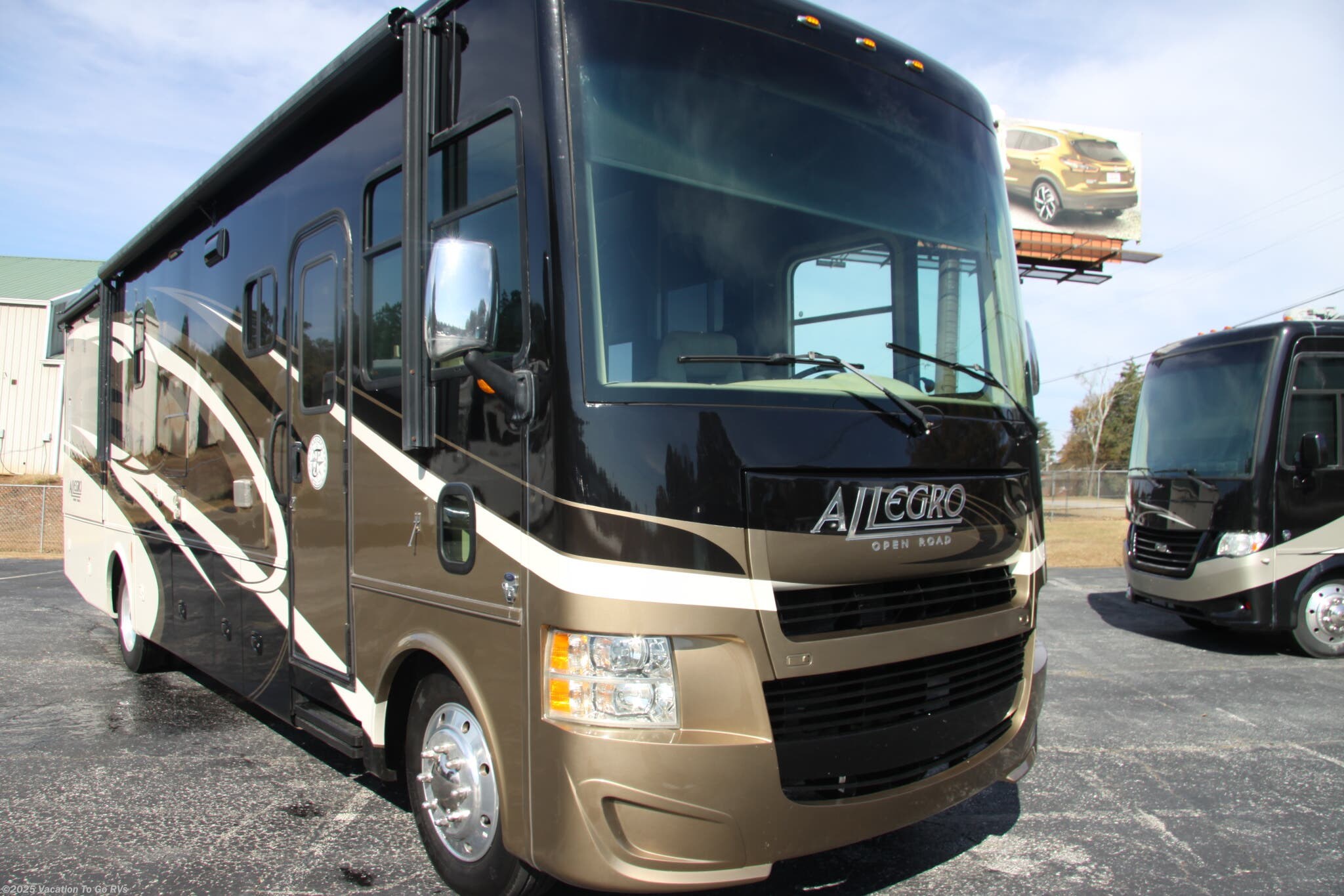2016 Tiffin Allegro 32SA - Used Class A For Sale by Vacation To Go RVs in Pendleton, South Carolina features Generator, Furnace, Slideout, Convection Microwave, 50 Amp Service