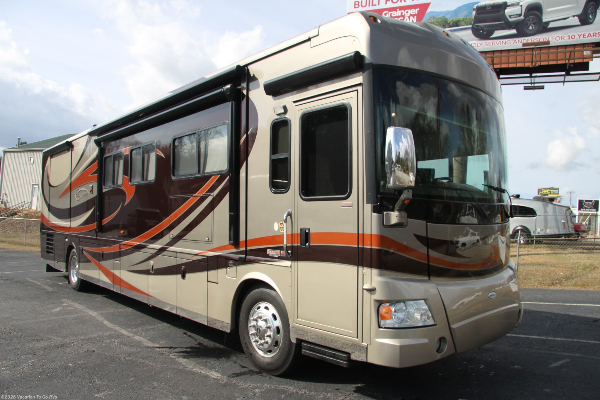 2010 Itasca Ellipse 40bd - Used Class A For Sale by Vacation To Go RVs in Pendleton, South Carolina features Leveling Jacks, Water Heater, Furnace, Convection Microwave, Oven