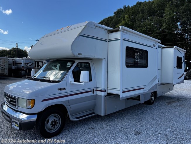 2003 Itasca Sundancer 30V - Used Class C For Sale by Autobank and RV Sales in Greenville, South Carolina