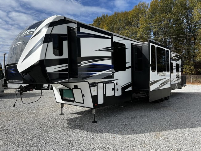 2019 Keystone Fuzion 424 - Used Toy Hauler For Sale by Autobank and RV Sales in Greenville, South Carolina