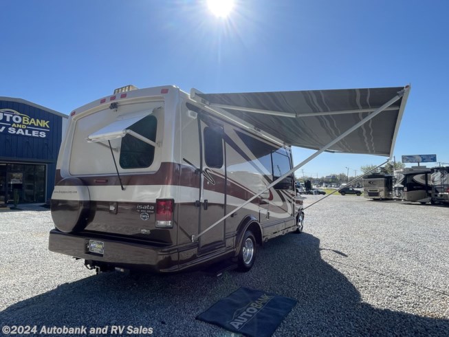 2005 ISATA IE250 by Dynamax Corp from Autobank and RV Sales in Greenville, South Carolina