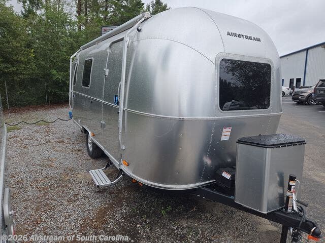 2027 World Traveler 22RB by Airstream from Airstream of South Carolina in Lexington, South Carolina