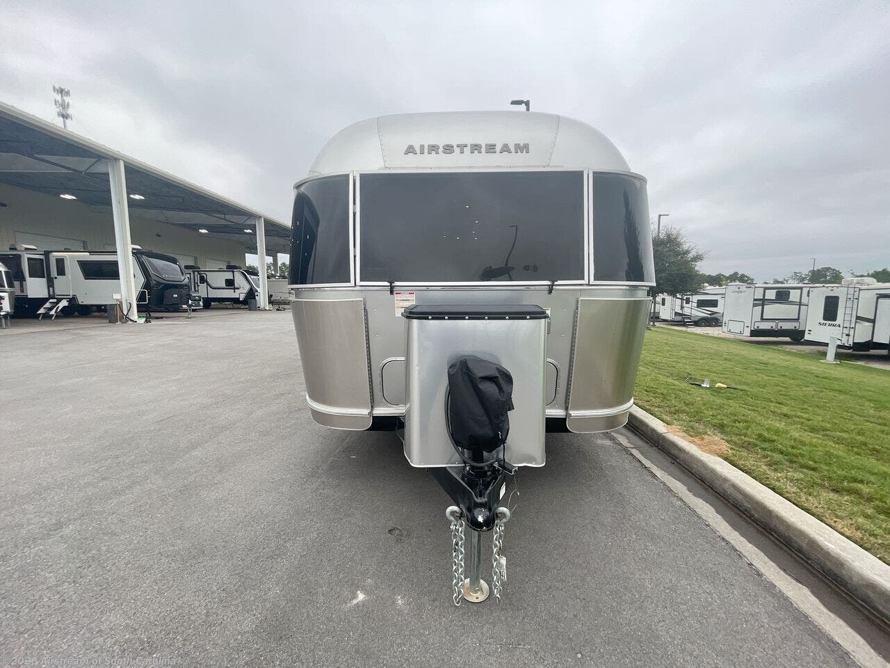 Used 2017 Airstream Flying Cloud 25 Twin available in Lexington, South Carolina