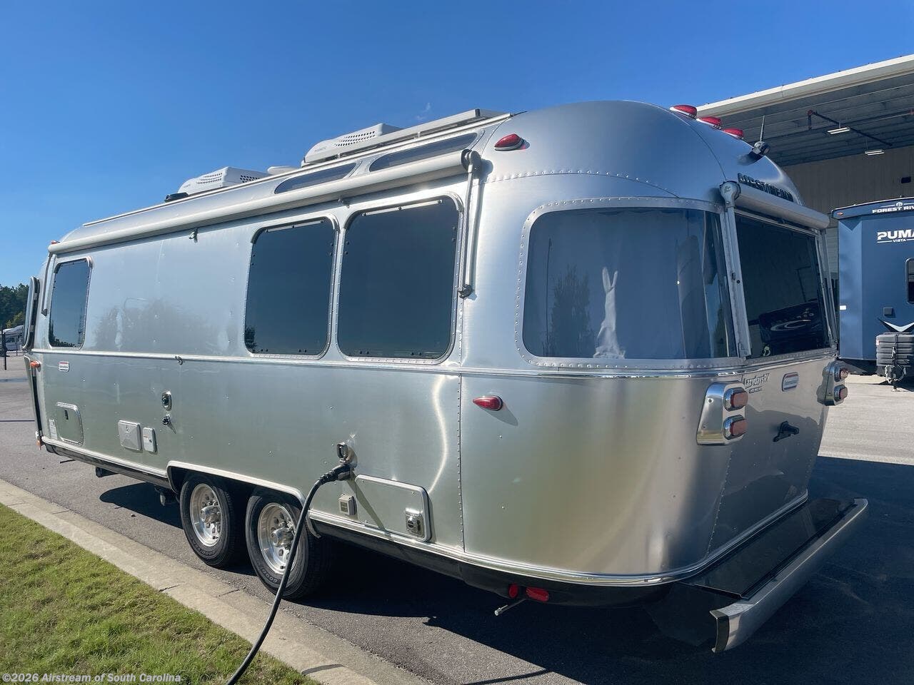 2022 International 25FB Twin by Airstream from Airstream of South Carolina in Lexington, South Carolina