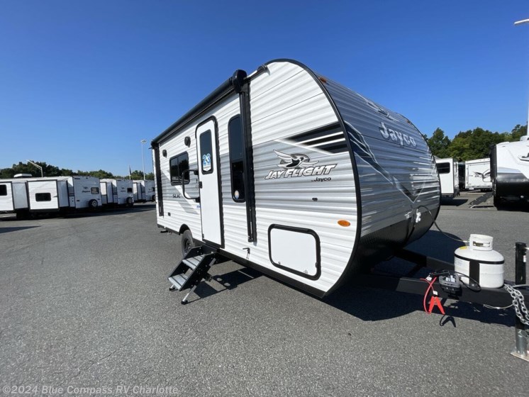 New 2025 Jayco Jay Flight SLX 175FQ available in Concord, North Carolina