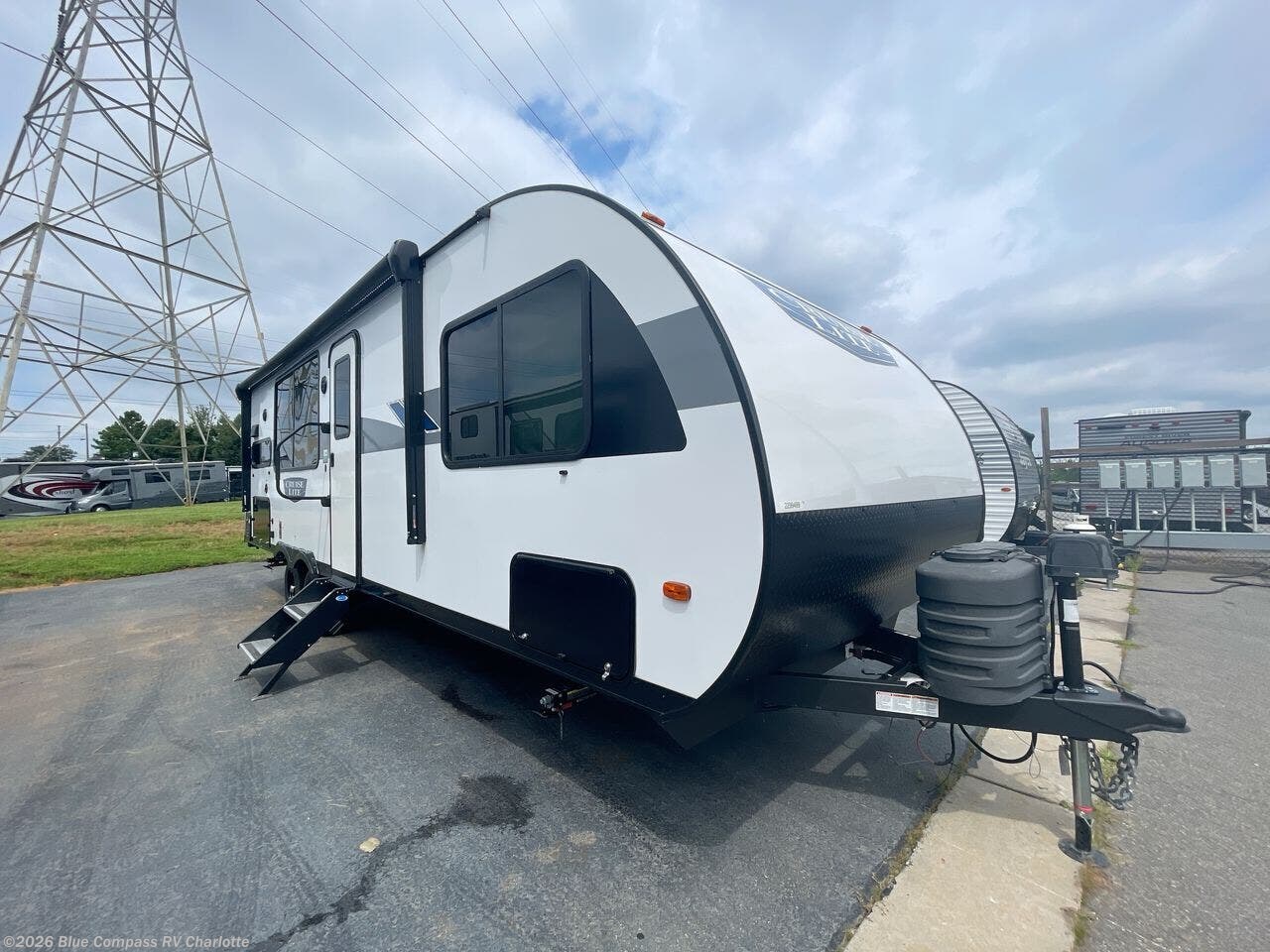 2024 Salem 24VIEW by Forest River from Blue Compass RV Charlotte in Concord, North Carolina