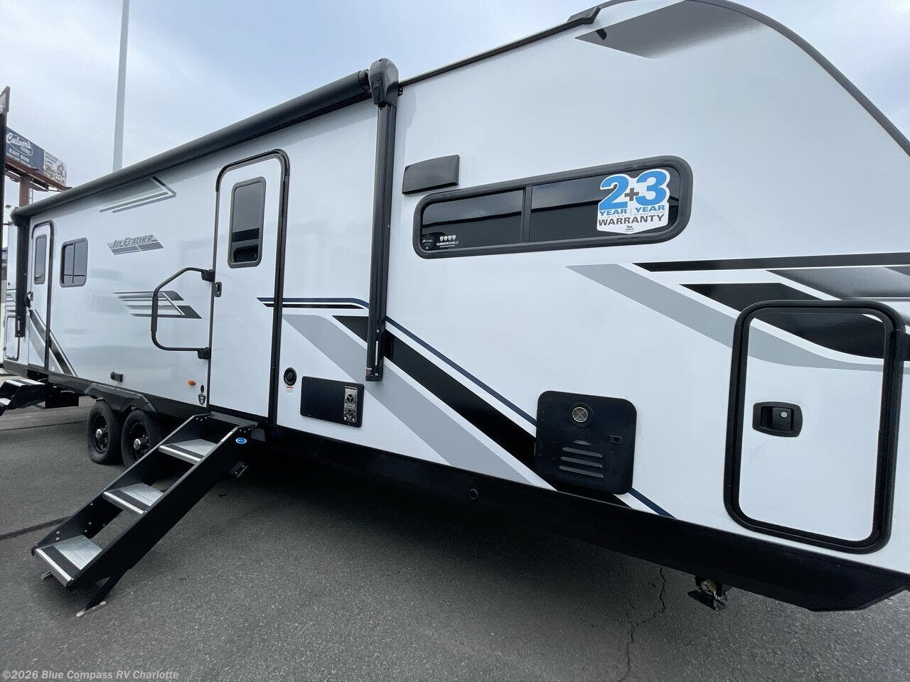 2026 Jay Feather 26FK by Jayco from Blue Compass RV Charlotte in Concord, North Carolina