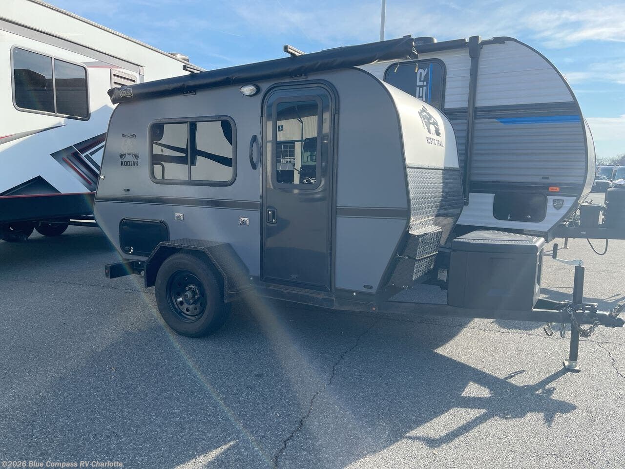 2023 Kodiak Stealth Rustic Trail by Rustic Trail from Blue Compass RV Charlotte in Concord, North Carolina