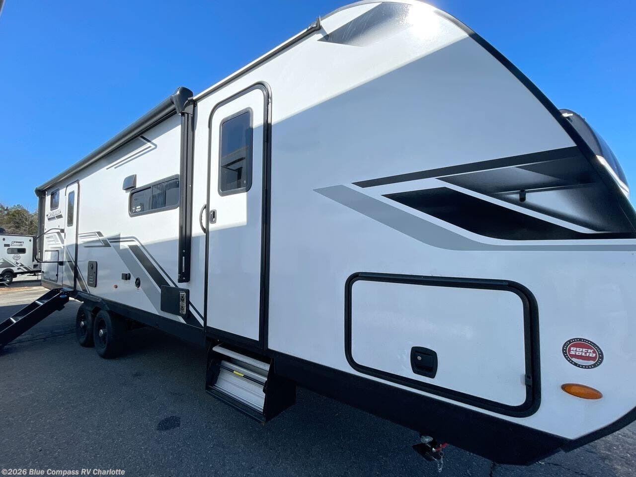 2026 Jay Feather 27BH by Jayco from Blue Compass RV Charlotte in Concord, North Carolina