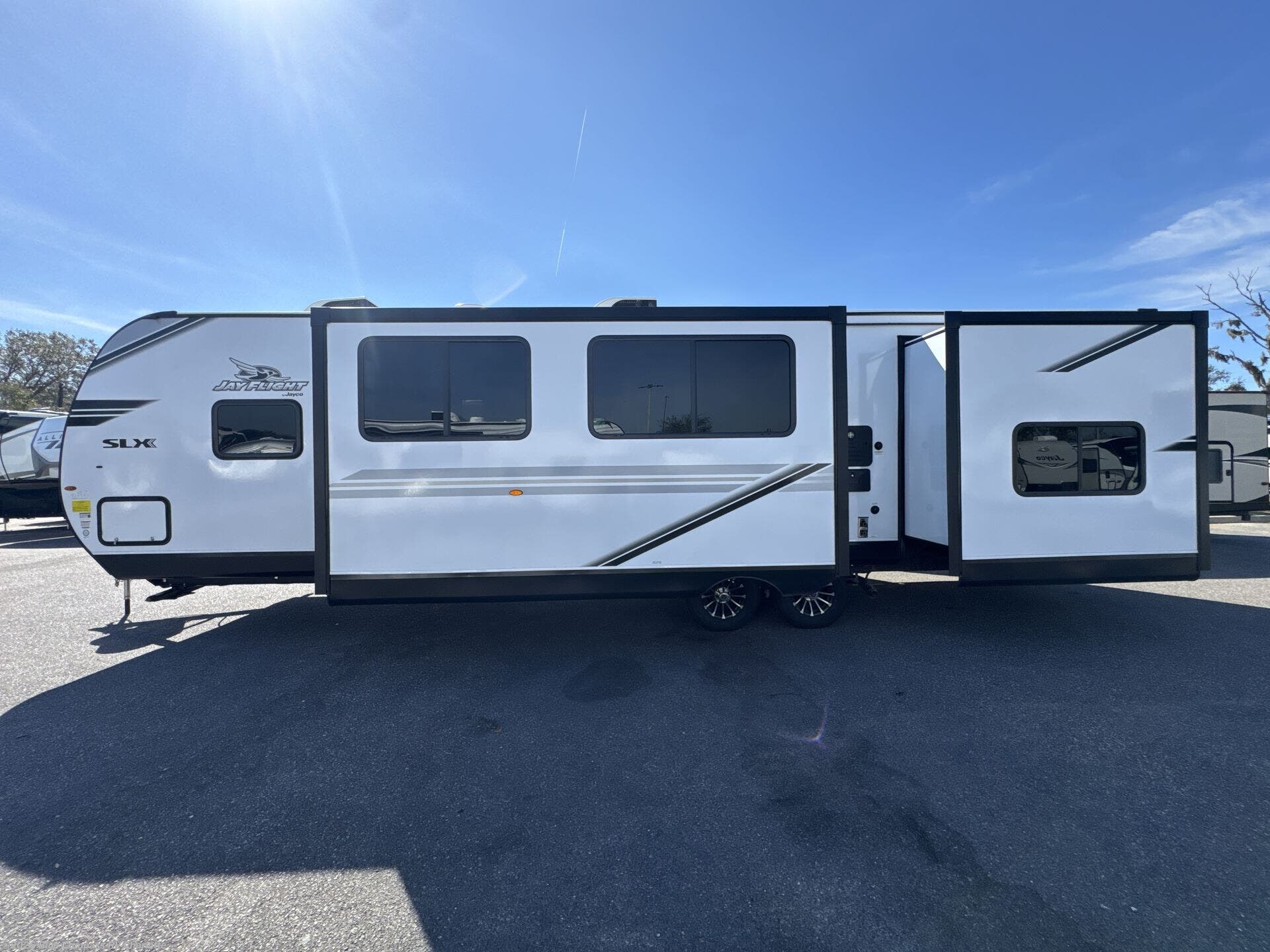2026 Jay Flight SLX 321BDS by Jayco from Blue Compass RV Charlotte in Concord, North Carolina