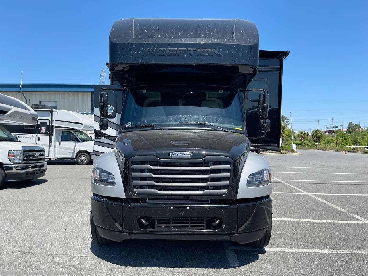 New 2026 Thor Motor Coach Inception 38XL available in Concord, North Carolina