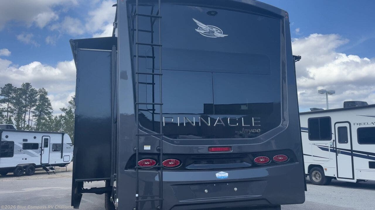 New 2026 Jayco Pinnacle 36FBTS available in Concord, North Carolina