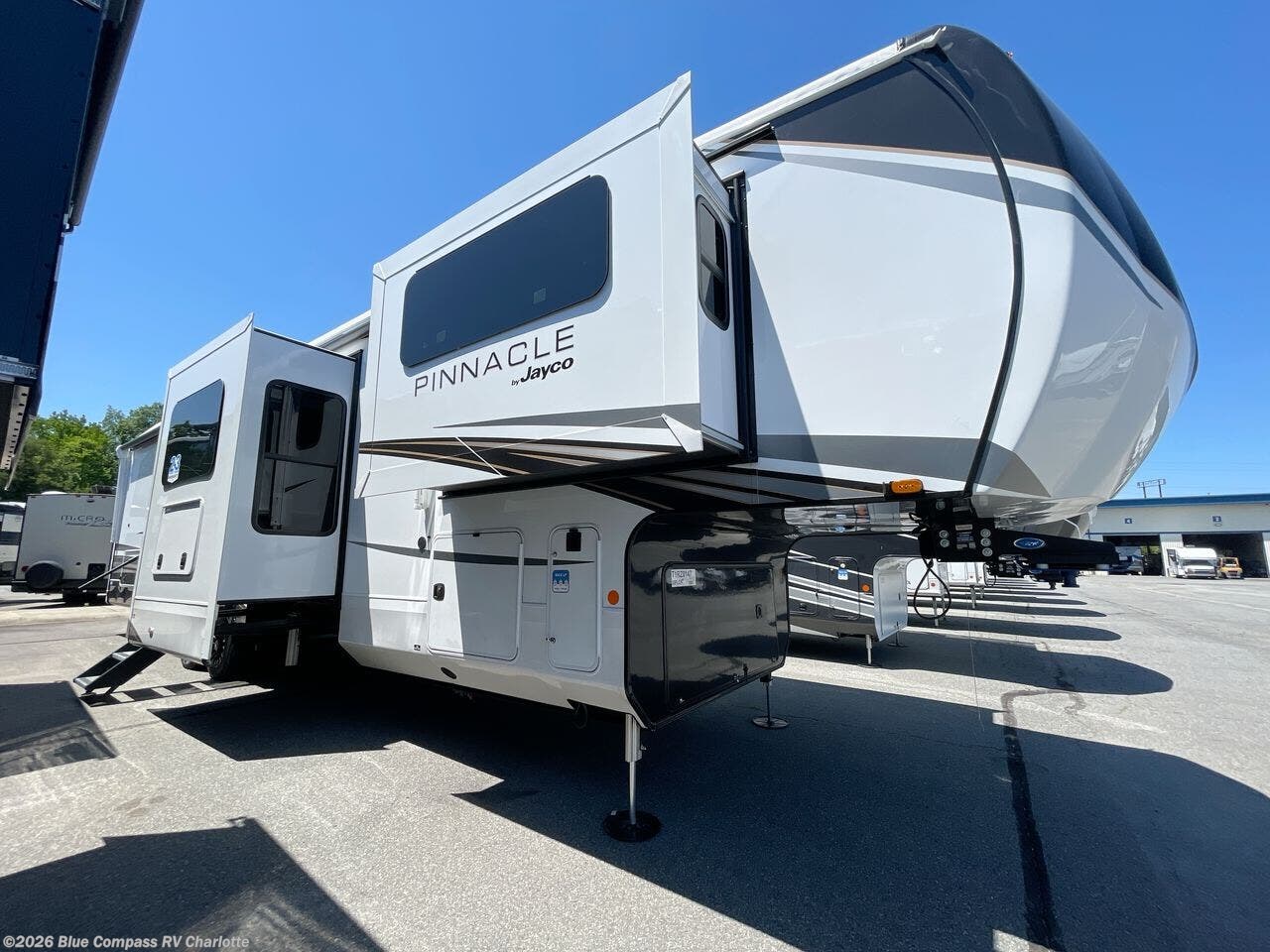 2026 Pinnacle 39FLOK by Jayco from Blue Compass RV Charlotte in Concord, North Carolina