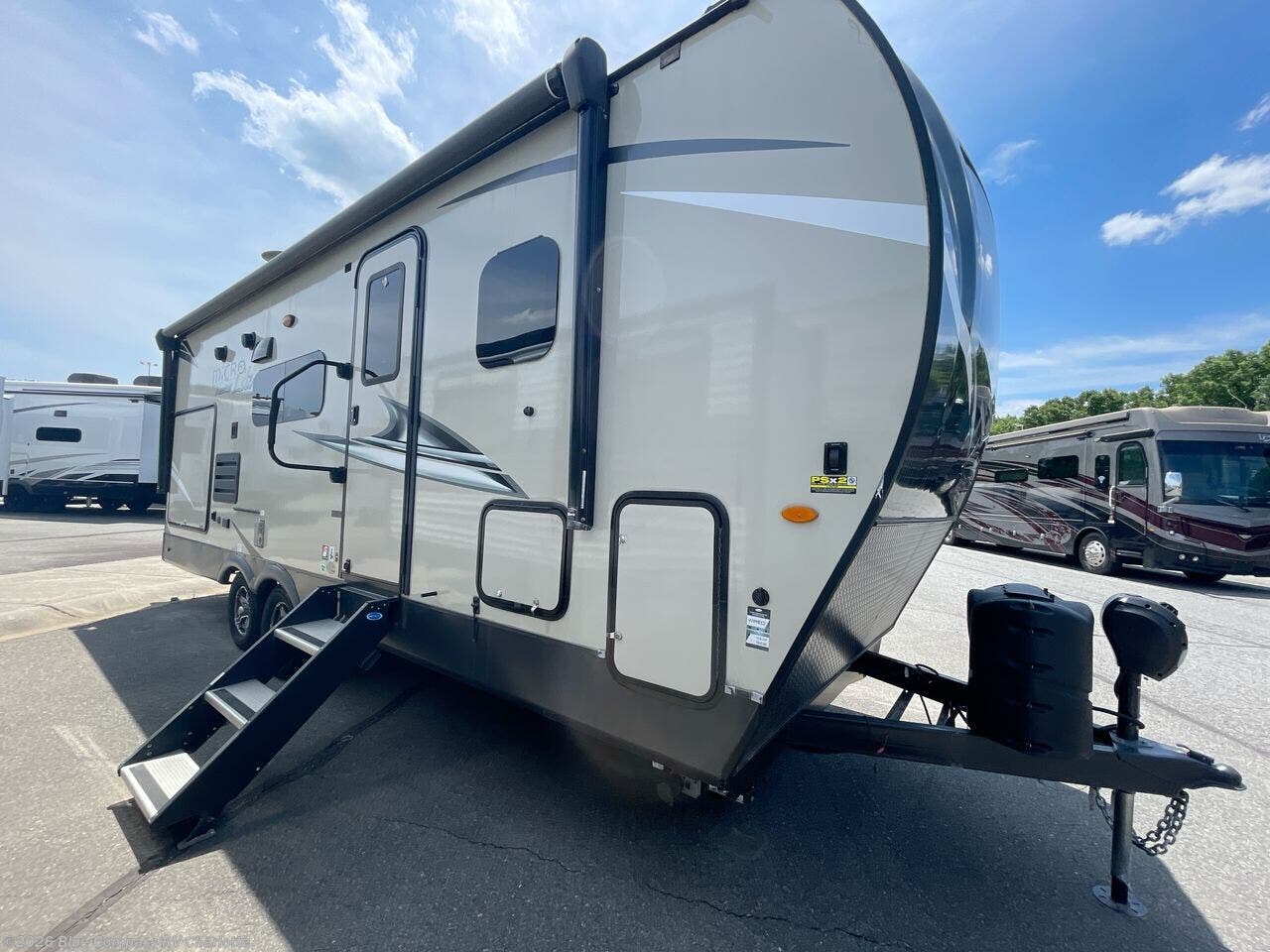 2021 Flagstaff Micro Lite 25BDS by Forest River from Blue Compass RV Charlotte in Concord, North Carolina