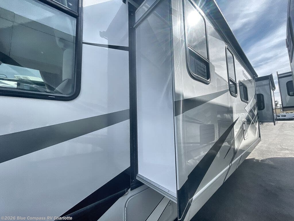 New 2026 Thor Motor Coach Resonate 30C available in Concord, North Carolina