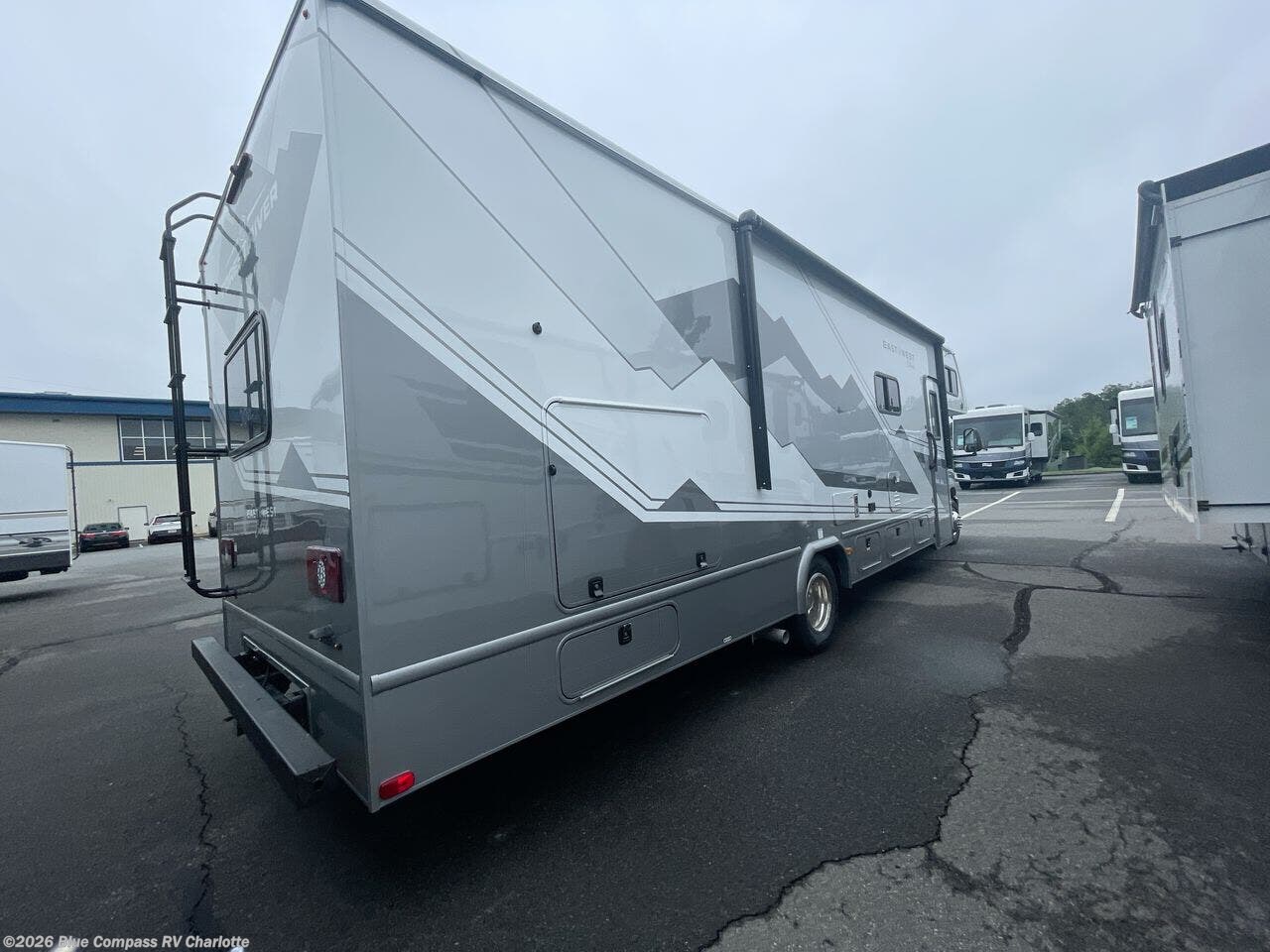 2027 Entrada 2950OK by East to West from Blue Compass RV Charlotte in Concord, North Carolina