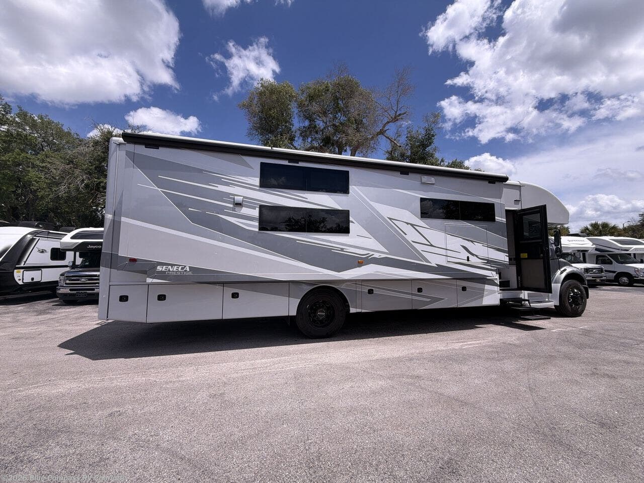 2026 Seneca Prestige 37L by Jayco from Blue Compass RV Charlotte in Concord, North Carolina