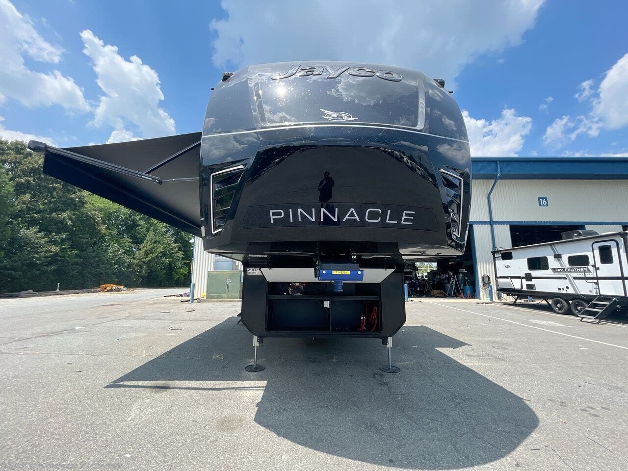 New 2027 Jayco Pinnacle 38FBRK available in Concord, North Carolina
