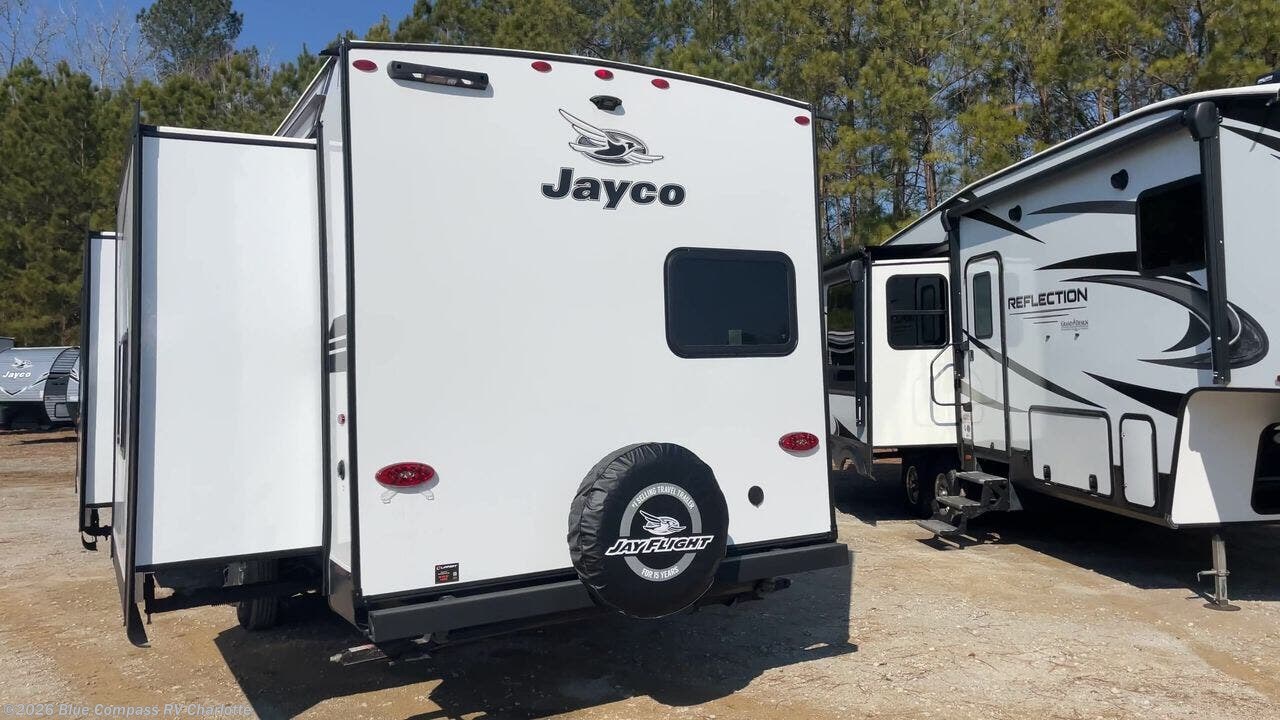 New 2026 Jayco Jay Flight SLX 321BDS available in Concord, North Carolina