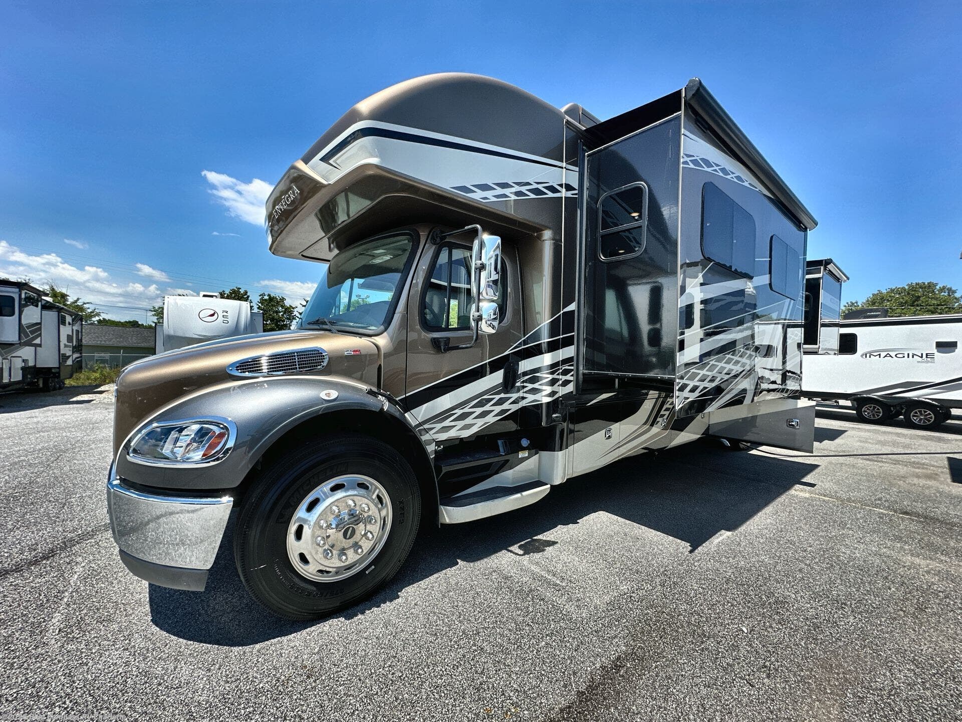 New 2027 Entegra Coach Accolade XL 37L available in Concord, North Carolina