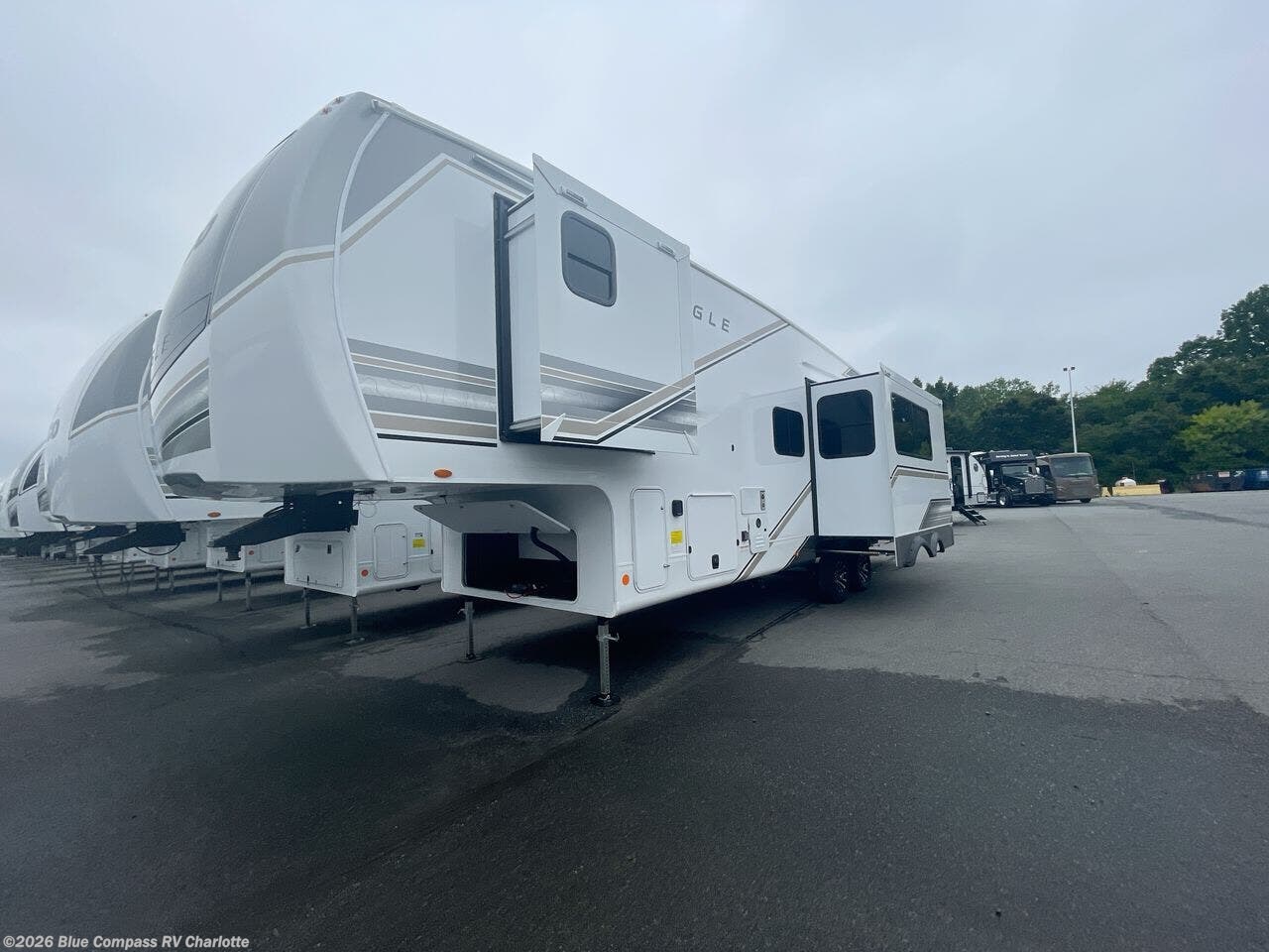 New 2027 Jayco Eagle 31QBH available in Concord, North Carolina