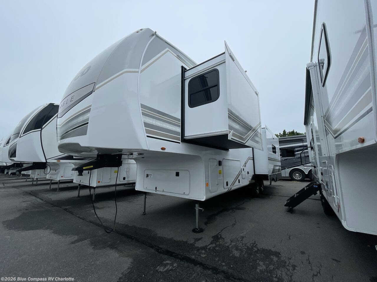 New 2027 Jayco Eagle 321RSTS available in Concord, North Carolina