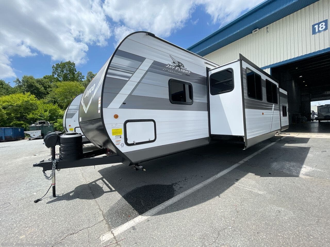 New 2027 Jayco Jay Flight 321BDS available in Concord, North Carolina
