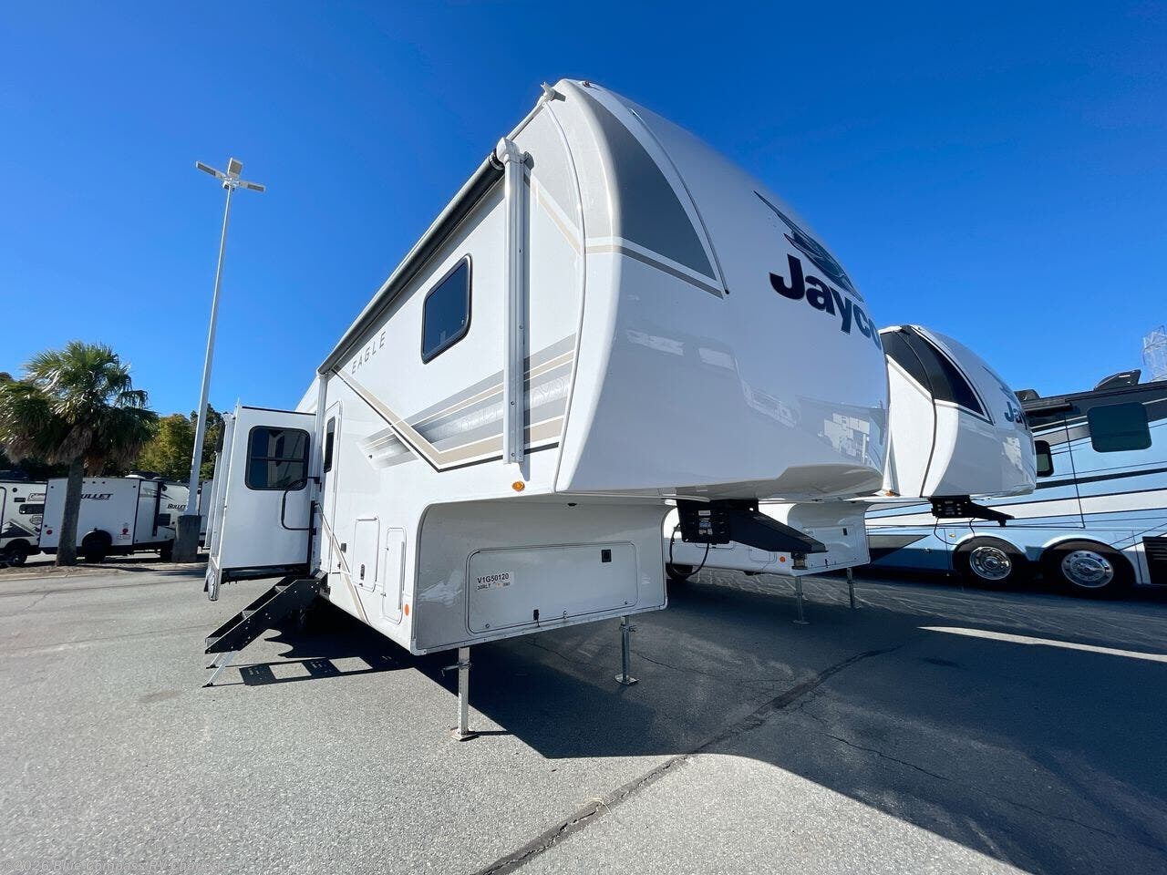 2027 Eagle SLE 30RLT by Jayco from Blue Compass RV Charlotte in Concord, North Carolina