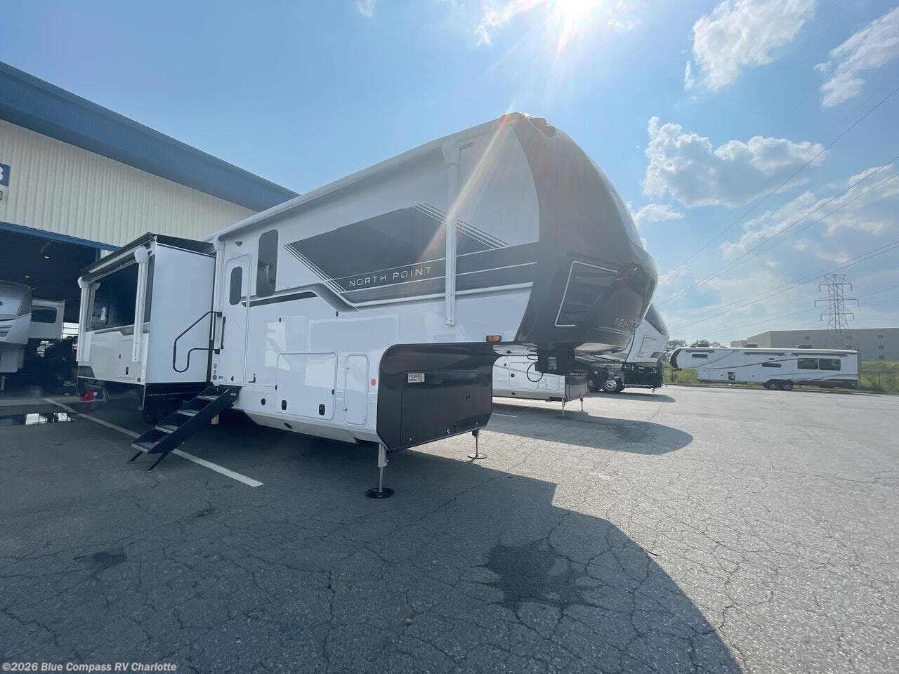 2027 North Point 395DSDB by Jayco from Blue Compass RV Charlotte in Concord, North Carolina