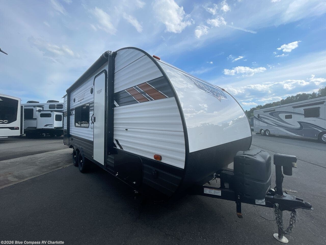 2021 Wildwood X-Lite 19DBXL by Forest River from Blue Compass RV Charlotte in Concord, North Carolina