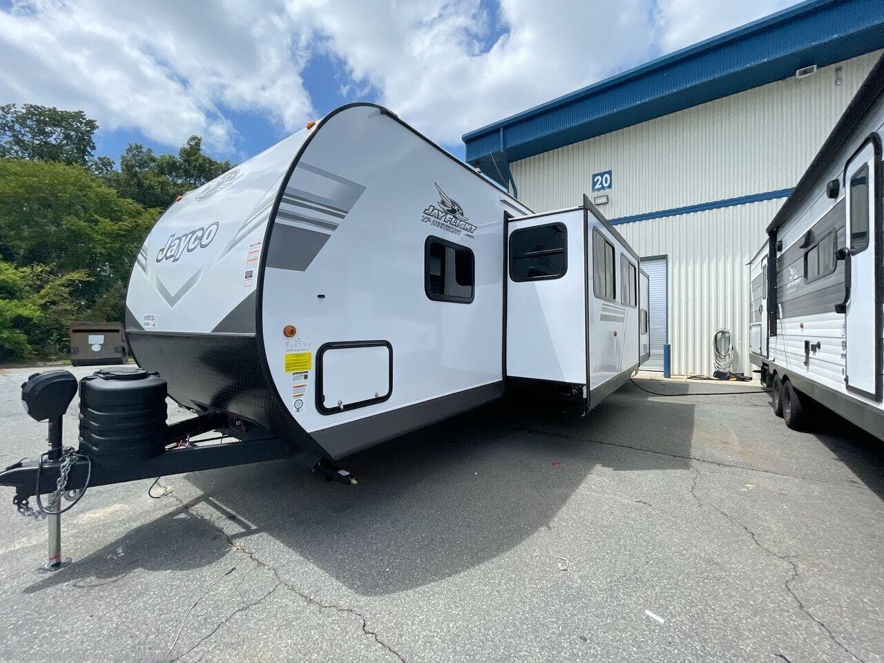 New 2027 Jayco Jay Flight 321BDS available in Concord, North Carolina