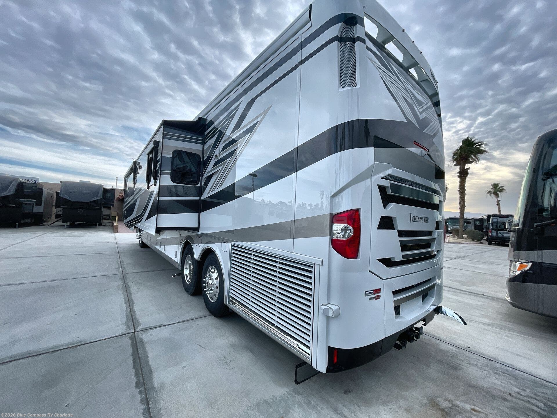 2026 London Aire 4551 by Newmar from Blue Compass RV Charlotte in Concord, North Carolina