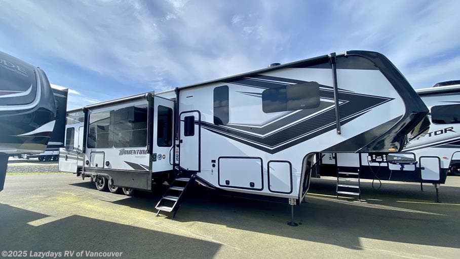 2022 Grand Design Momentum 397THS RV for Sale in Woodland, WA 98674 ...