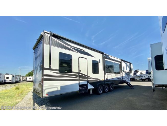 2022 Momentum M-Class 395MS by Grand Design from Lazydays RV of Vancouver in Woodland, Washington