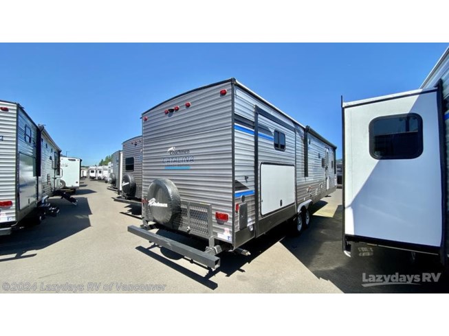 2022 Coachmen Catalina Legacy 323QBTSCK - New Travel Trailer For Sale by Lazydays RV of Vancouver in Woodland, Washington