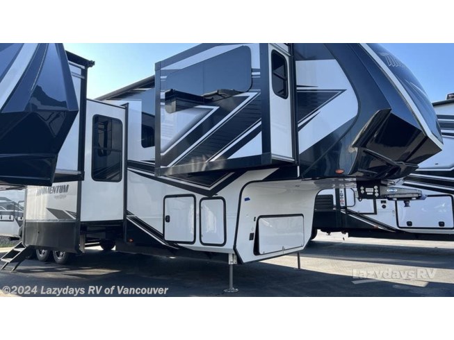 New 2023 Grand Design Momentum 376THS available in Woodland, Washington
