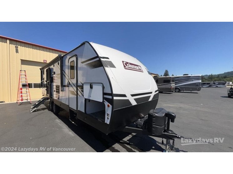 Used 2022 Dutchmen Coleman Light 2755BH available in Woodland, Washington