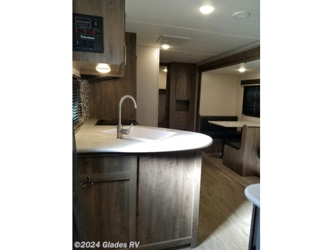 Used 2020 Dutchmen Aspen Trail 29BH available in Fort Myers, Florida