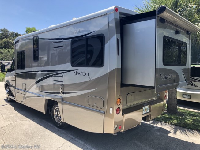 2009 Navion iQ 24DL by Itasca from Glades RV in Fort Myers, Florida