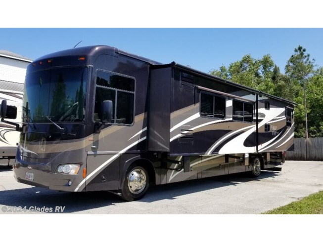 2010 Winnebago Journey Express 39N - Used Diesel Pusher For Sale by Glades RV in Fort Myers, Florida features Solar Panels, Power Seats, Surround Sound System, Recliner(s), Convection Microwave