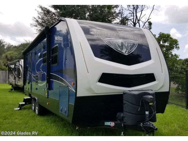 2019 Minnie Plus 27BHSS by Winnebago from Glades RV in Fort Myers, Florida