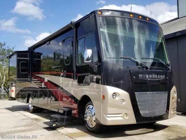 2019 Winnebago Vista LX 35F - Used Class A For Sale by Glades RV in Fort Myers, Florida features Bath & 1/2